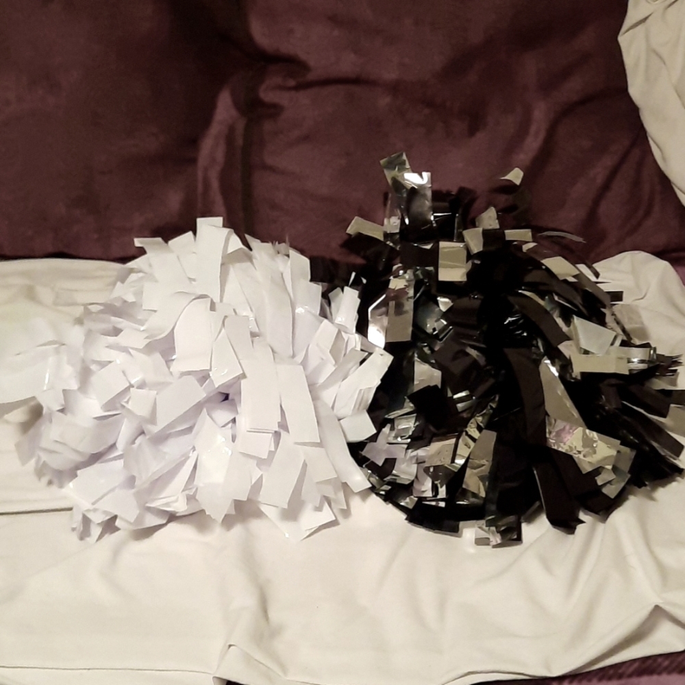 NWT AUTHENTIC GENUINE CHEERLEADER SEXXY CHEERLEADING PROFESSIONAL POMPOMS 15"